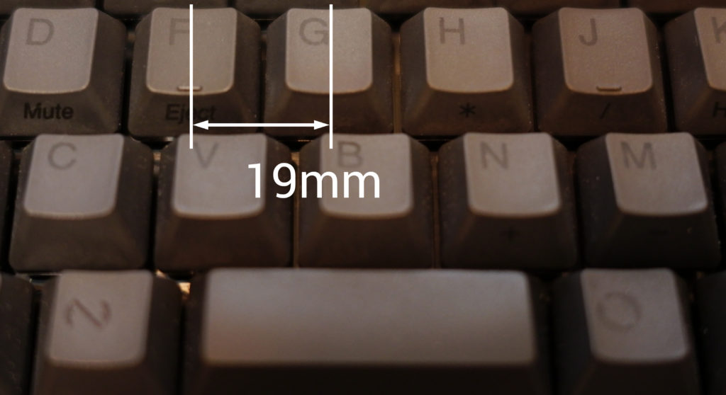 HHKBのキーピッチ